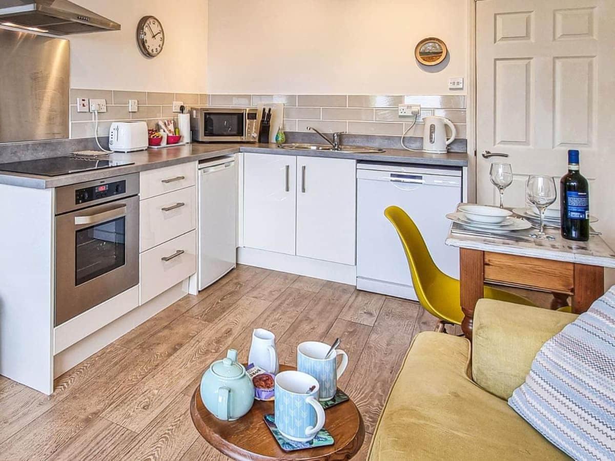 The Nook @ Drop Anchor Appartement Portishead Buitenkant foto